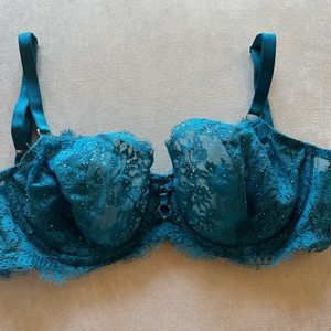 Victoria’s Secret Lace and Sparkle Bra